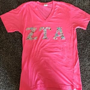ZTA v neck